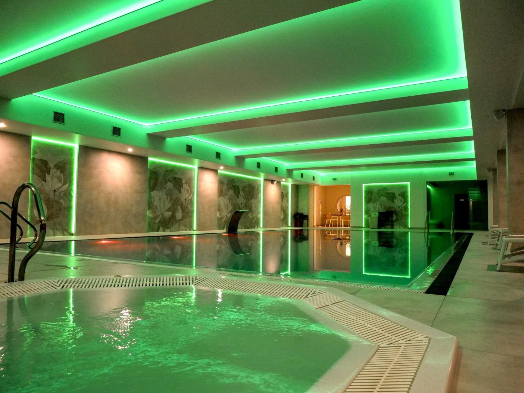 Krol Plaza Spa & Wellness Jarosławiec Εξωτερικό φωτογραφία